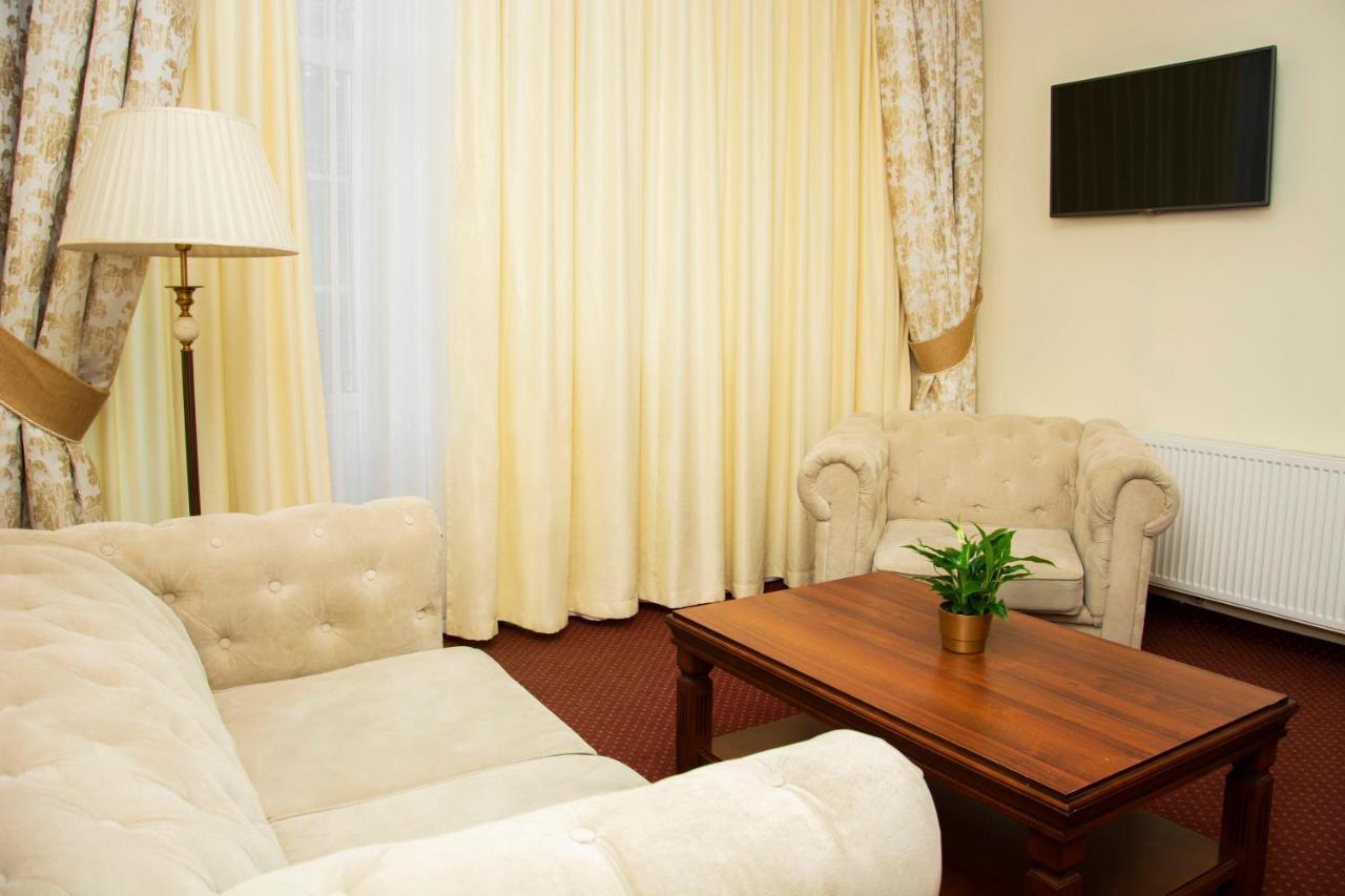 Savoy Bed & Breakfast Spala Exterior photo